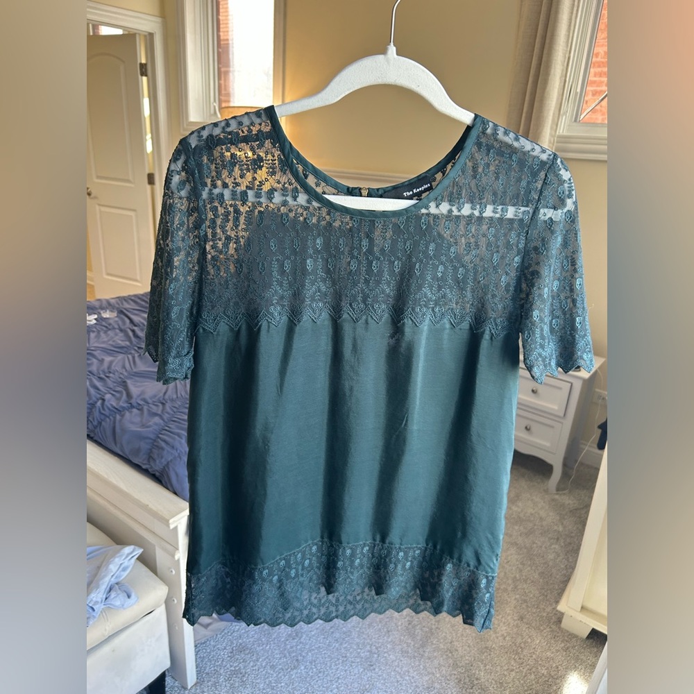 The Kooples green lace trim short sleeve 100% silk blouse size M